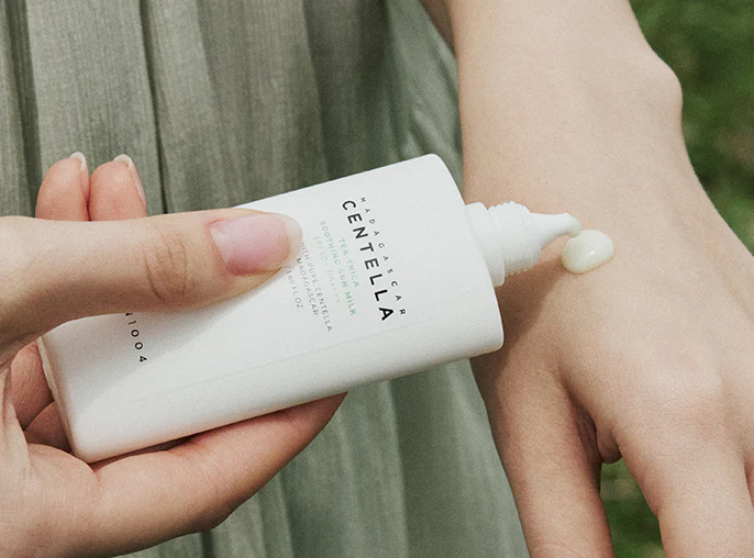 SKIN1004 - Madagascar Centella Tea-Trica Soothing Sun Milk