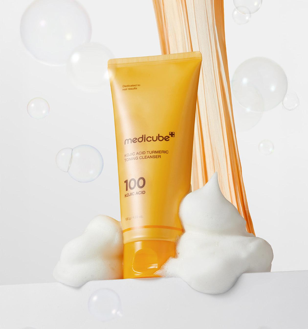 MEDICUBE - KOJIC ACID TURMERIC TONING CLEANSER – 120 g